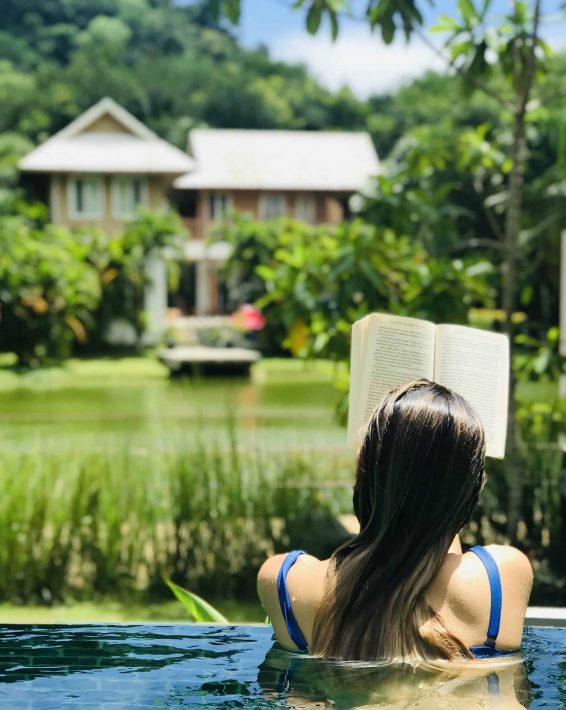 Pool_Outdoor_Woman in the Pool_Photo_Phuket_1 Pool_Outdoor_Woman in the Pool_Photo_Phuket_1